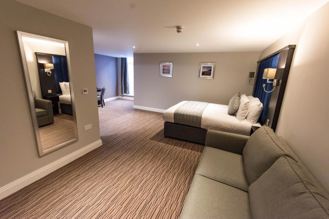 St Nicholas Hotel Colchester Bagian luar foto