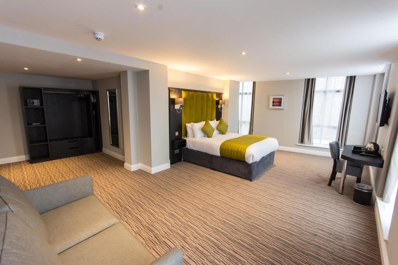 St Nicholas Hotel Colchester Bagian luar foto